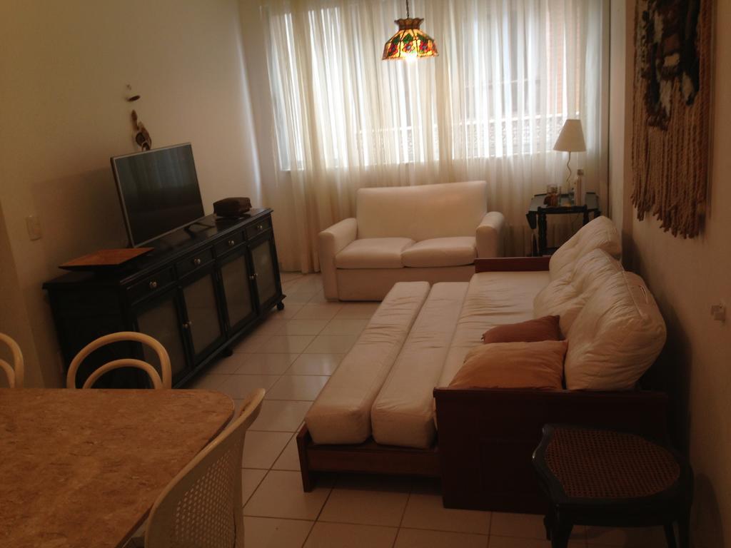 Apto em Cabo Frio para aluguel de temporada Habitación foto