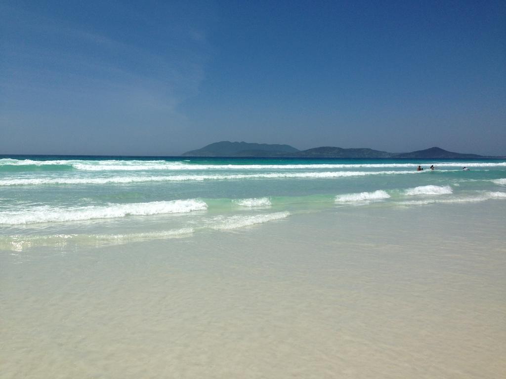 Apto em Cabo Frio para aluguel de temporada Habitación foto